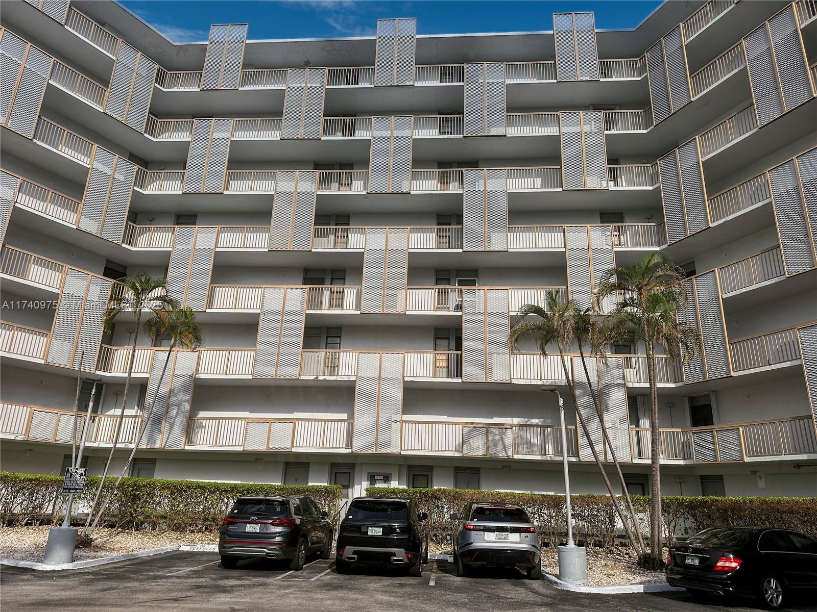 ENSENADA CONDO BLDG E-I - Residential