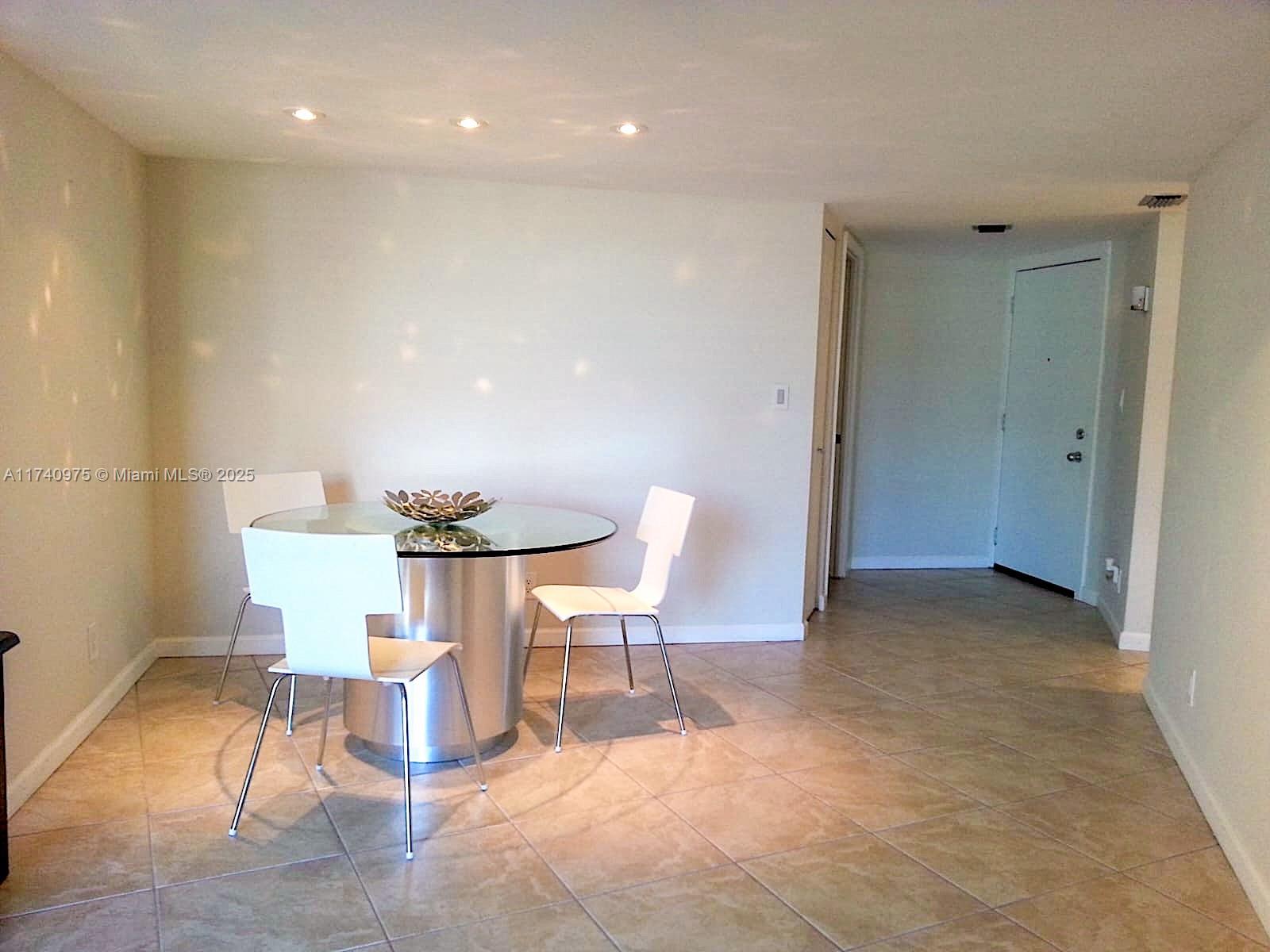 ENSENADA CONDO BLDG E-I - Residential
