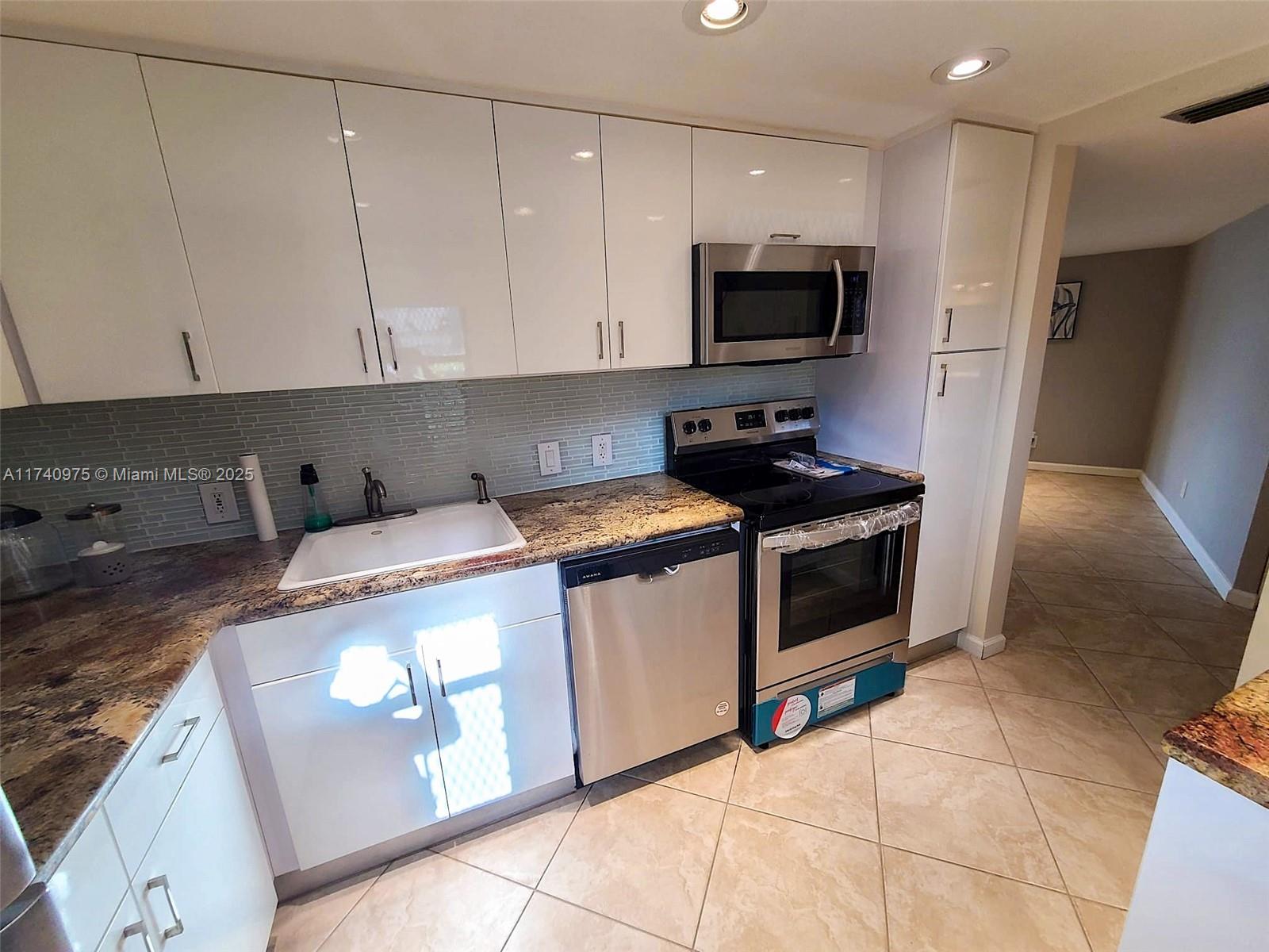 ENSENADA CONDO BLDG E-I - Residential