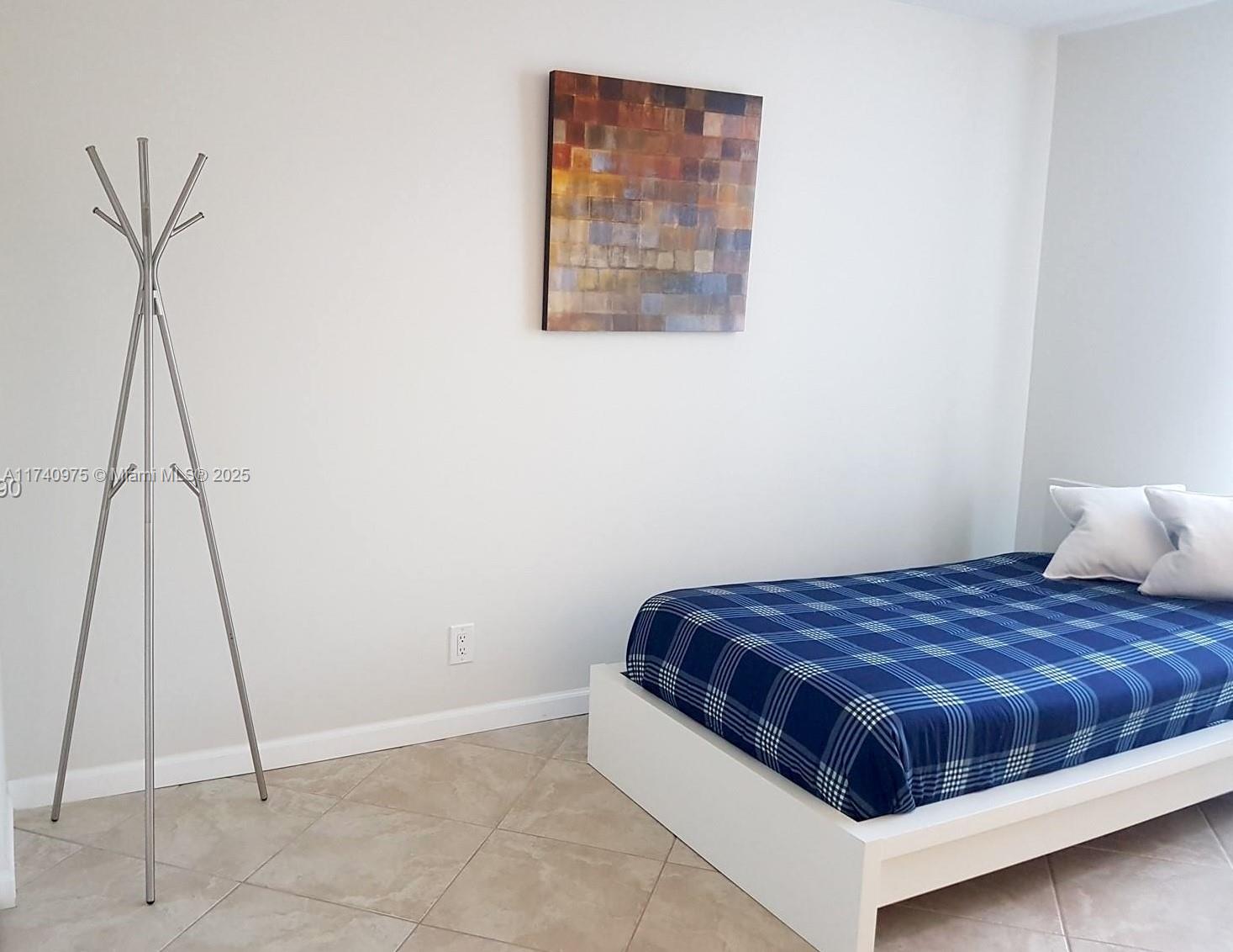 ENSENADA CONDO BLDG E-I - Residential