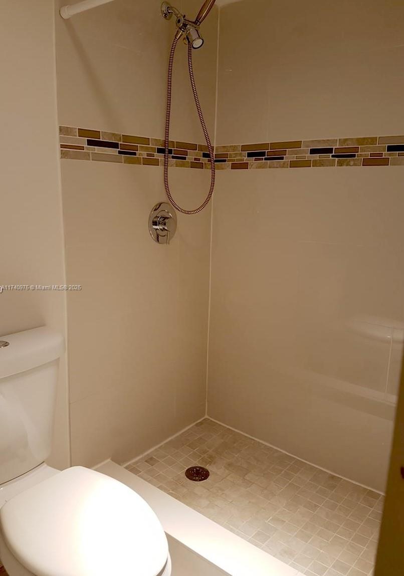 ENSENADA CONDO BLDG E-I - Residential