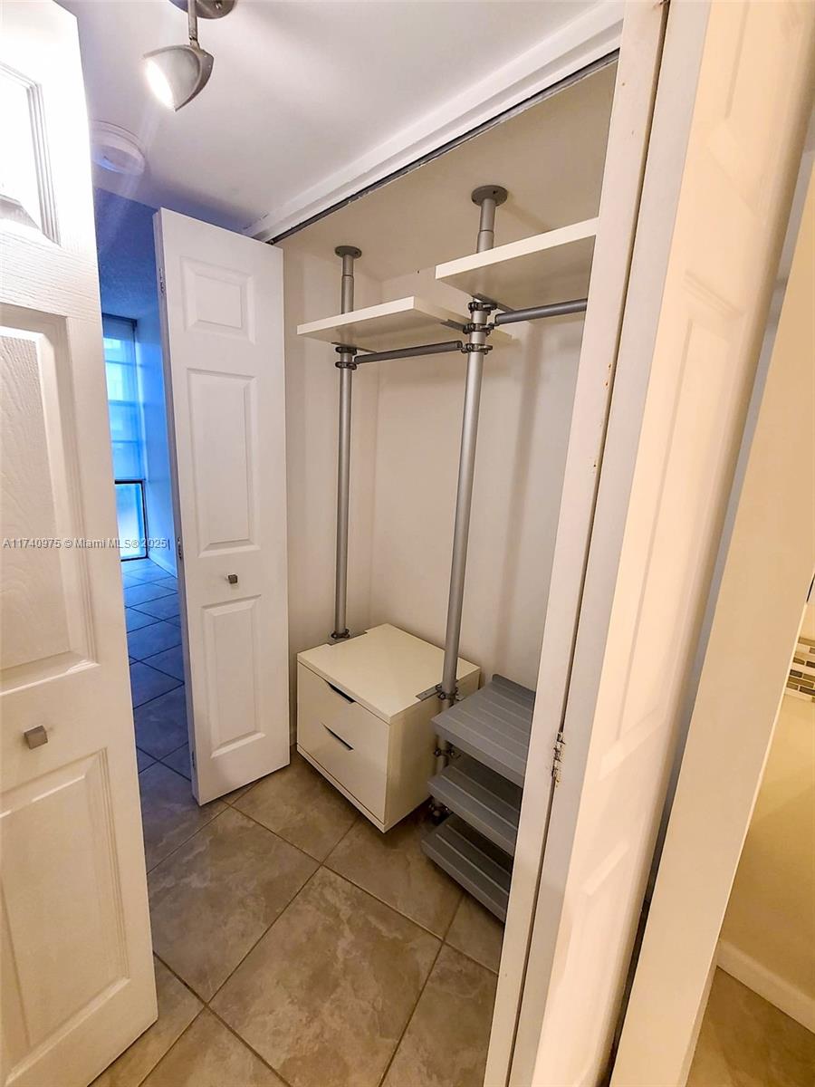 ENSENADA CONDO BLDG E-I - Residential