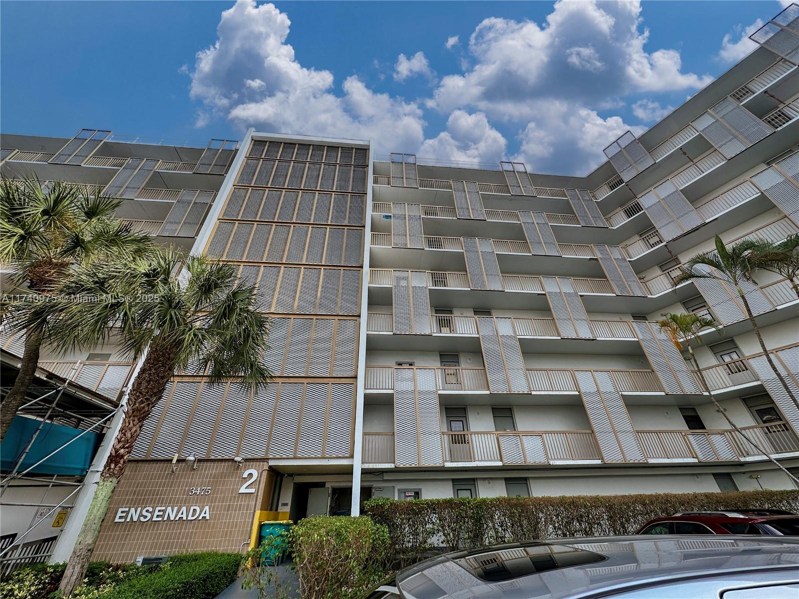 ENSENADA CONDO BLDG E-I - Residential