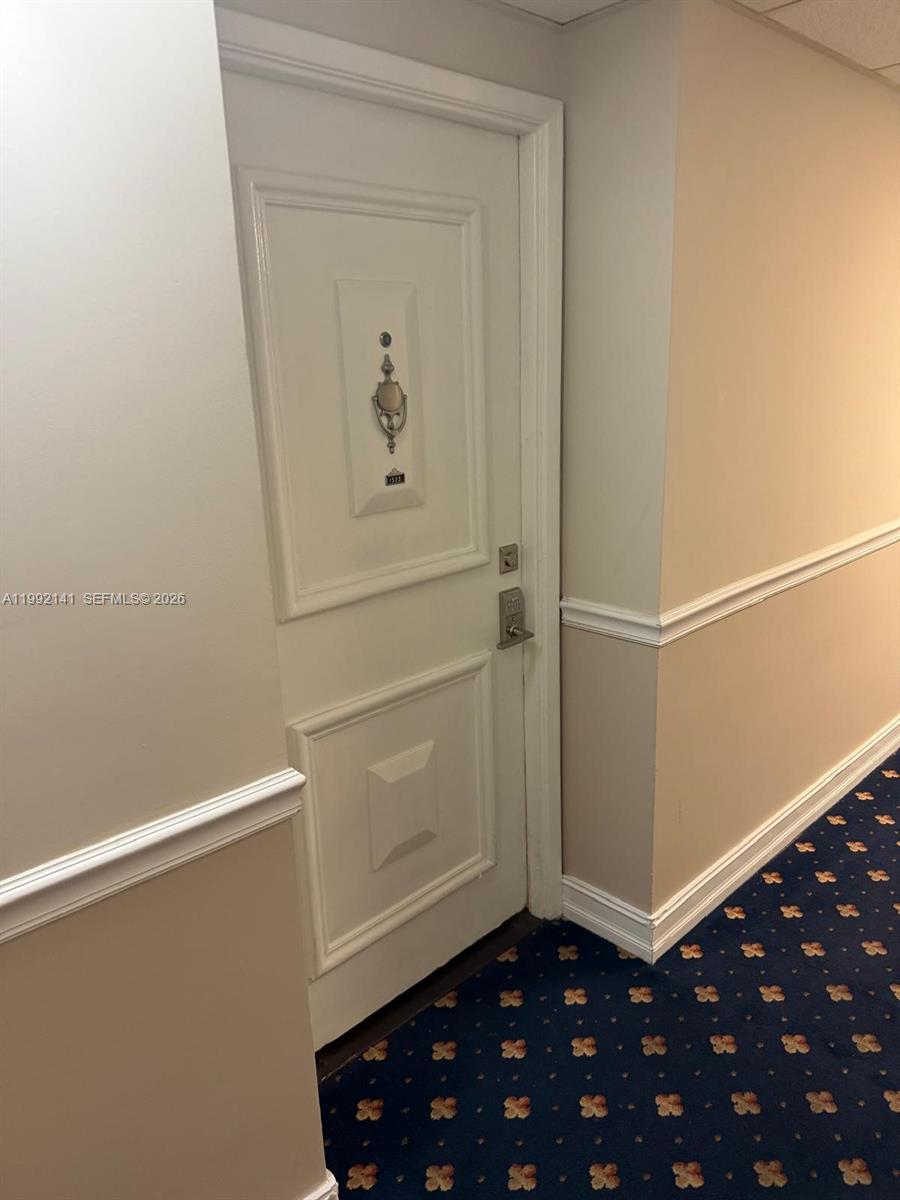 5005 Collins Ave 1525