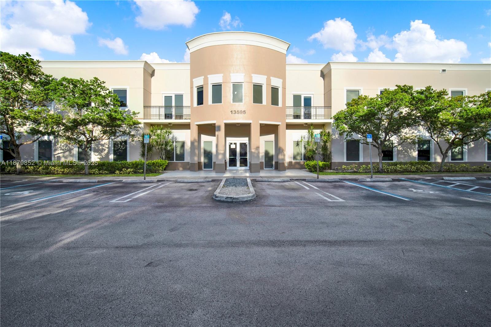 The Metro Office Building offers an attractive exterior and well-maintained common areas, situated just east of Miami Executive Airport for easy accessibility. The property features spacious, tastefully decorated common areas and ample unassigned parking. Suite 207 includes a double door entry, a large reception area, a conference room, seven private offices, an open workspace, and an enclosed kitchen/break room. Restrooms are conveniently located just outside the suite. Tenants are responsible for utilities and services, with no passthrough expenses, ensuring predictable monthly costs.