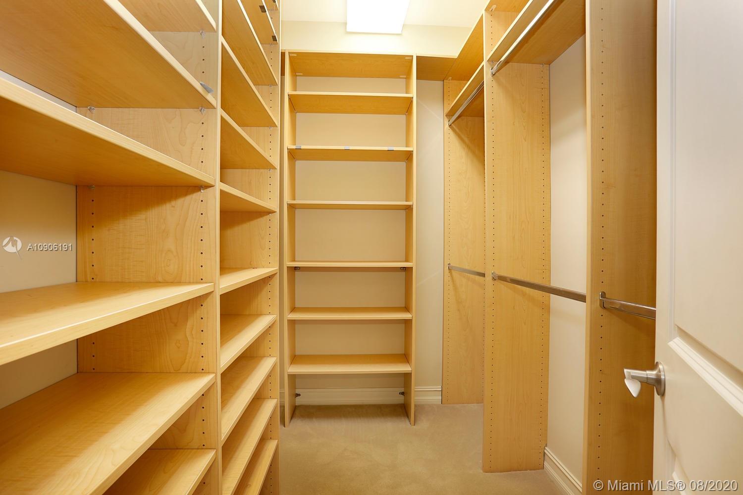 MENENDEZ PARK CONDO - Residential