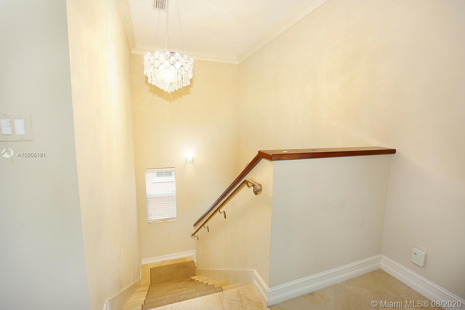 MENENDEZ PARK CONDO - Residential