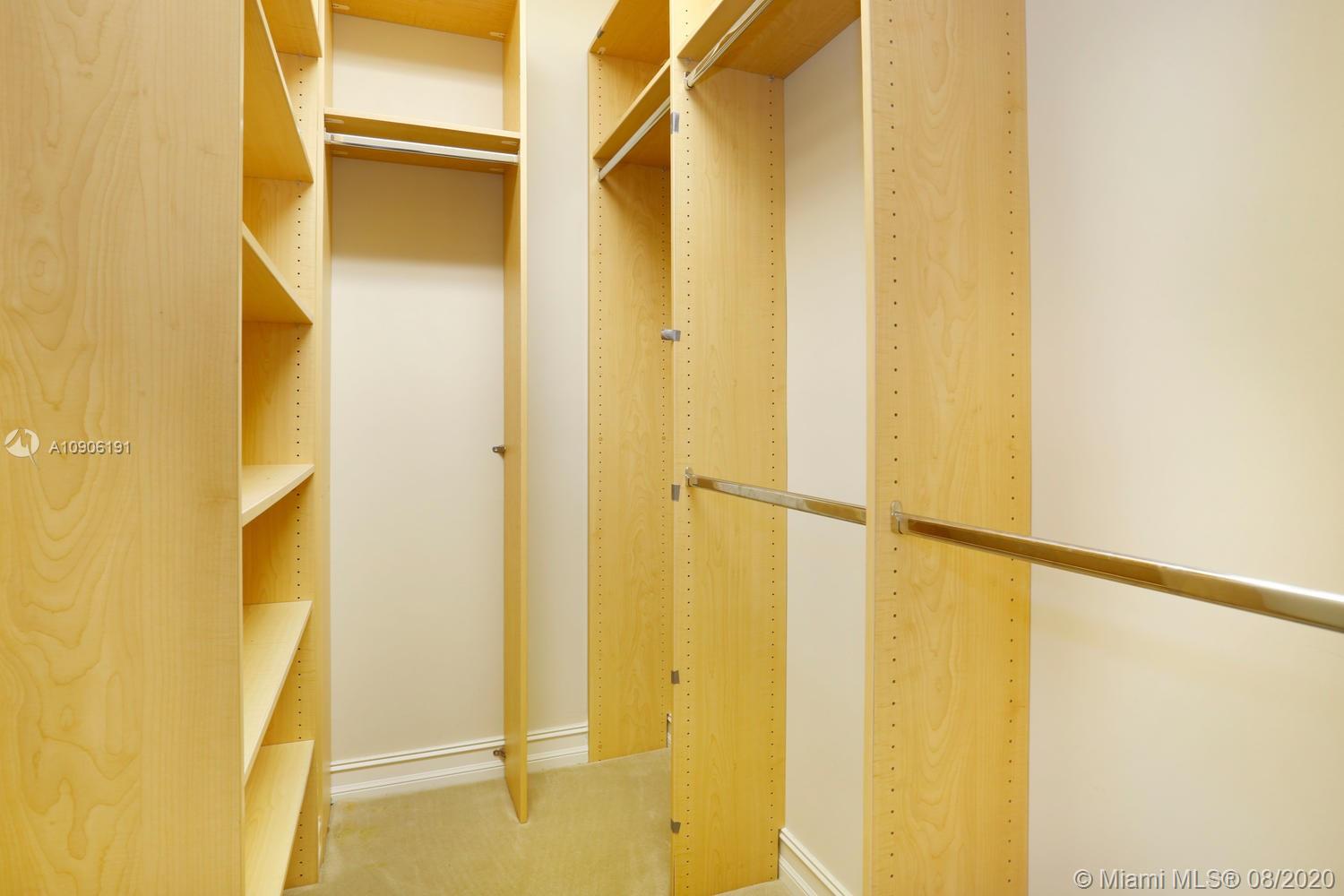 MENENDEZ PARK CONDO - Residential