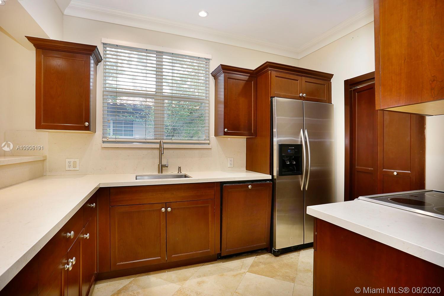 MENENDEZ PARK CONDO - Residential