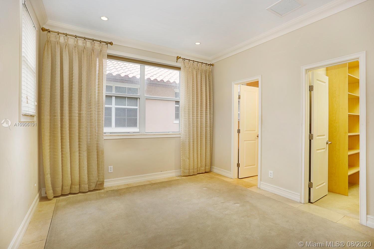 MENENDEZ PARK CONDO - Residential