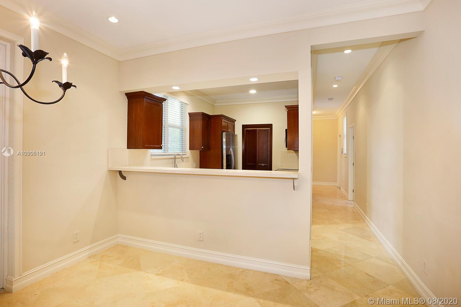 MENENDEZ PARK CONDO - Residential