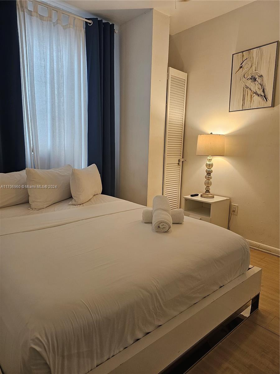 THE EMPIRE CONDO - Residential