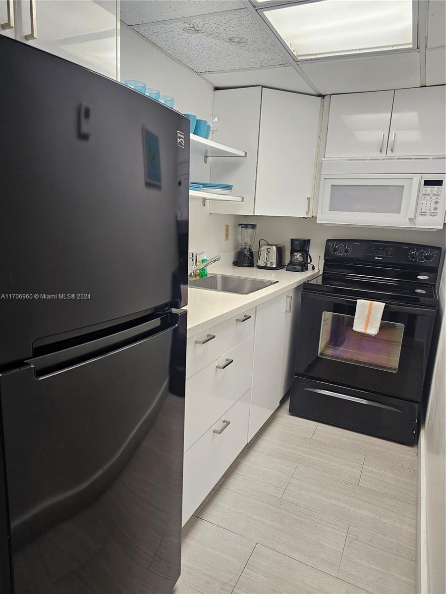 THE EMPIRE CONDO - Residential