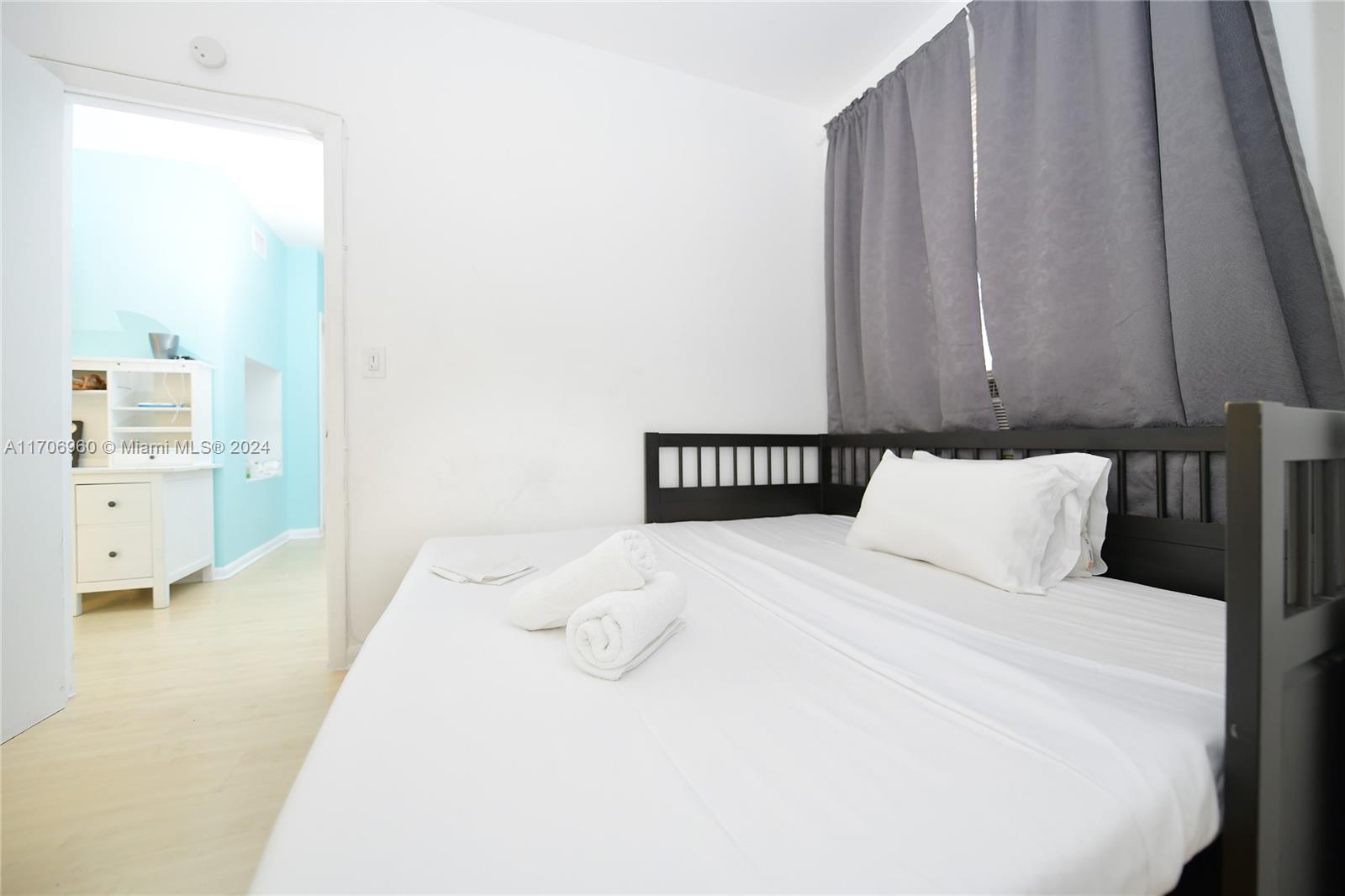 THE EMPIRE CONDO - Residential