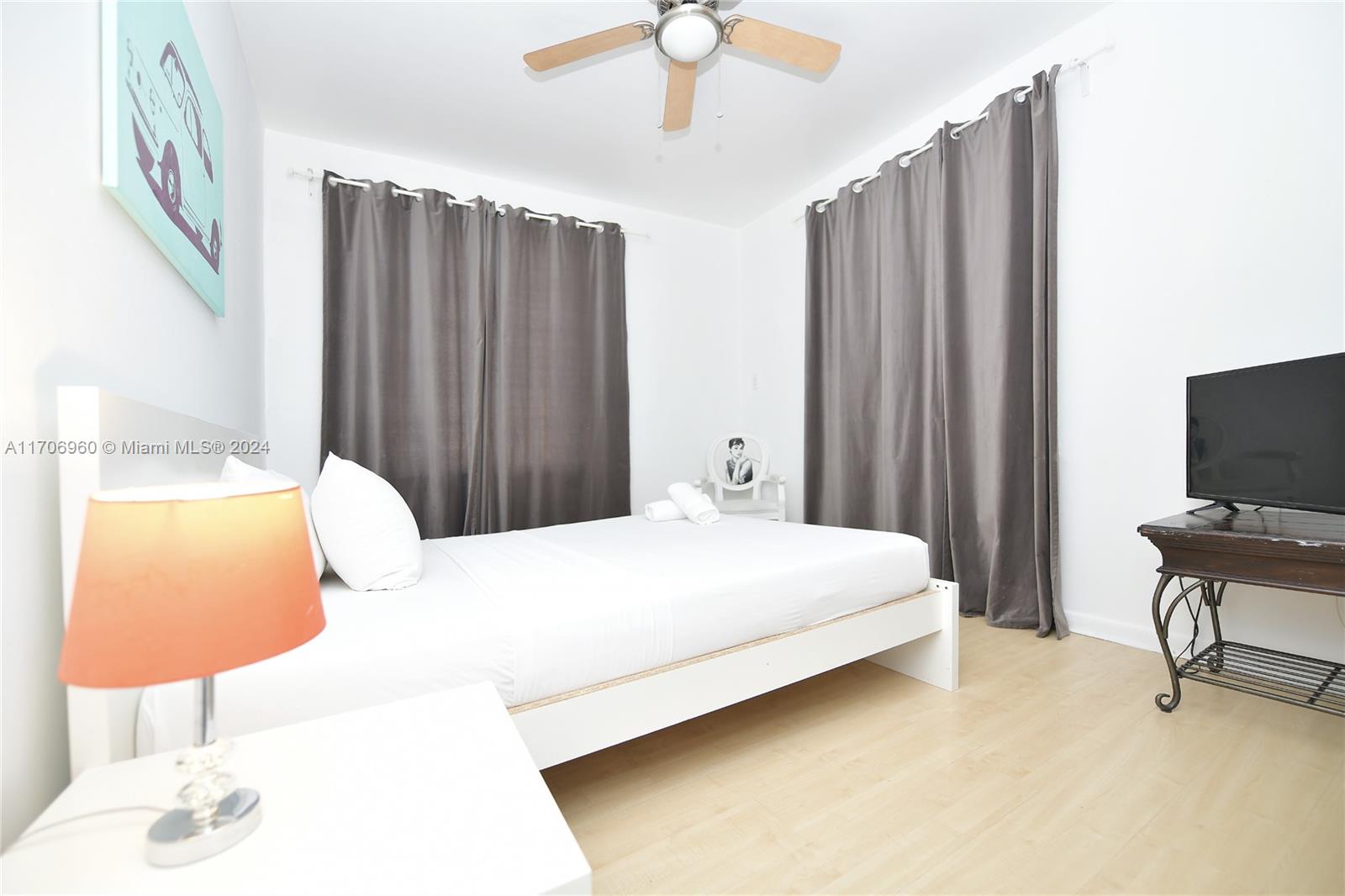 THE EMPIRE CONDO - Residential
