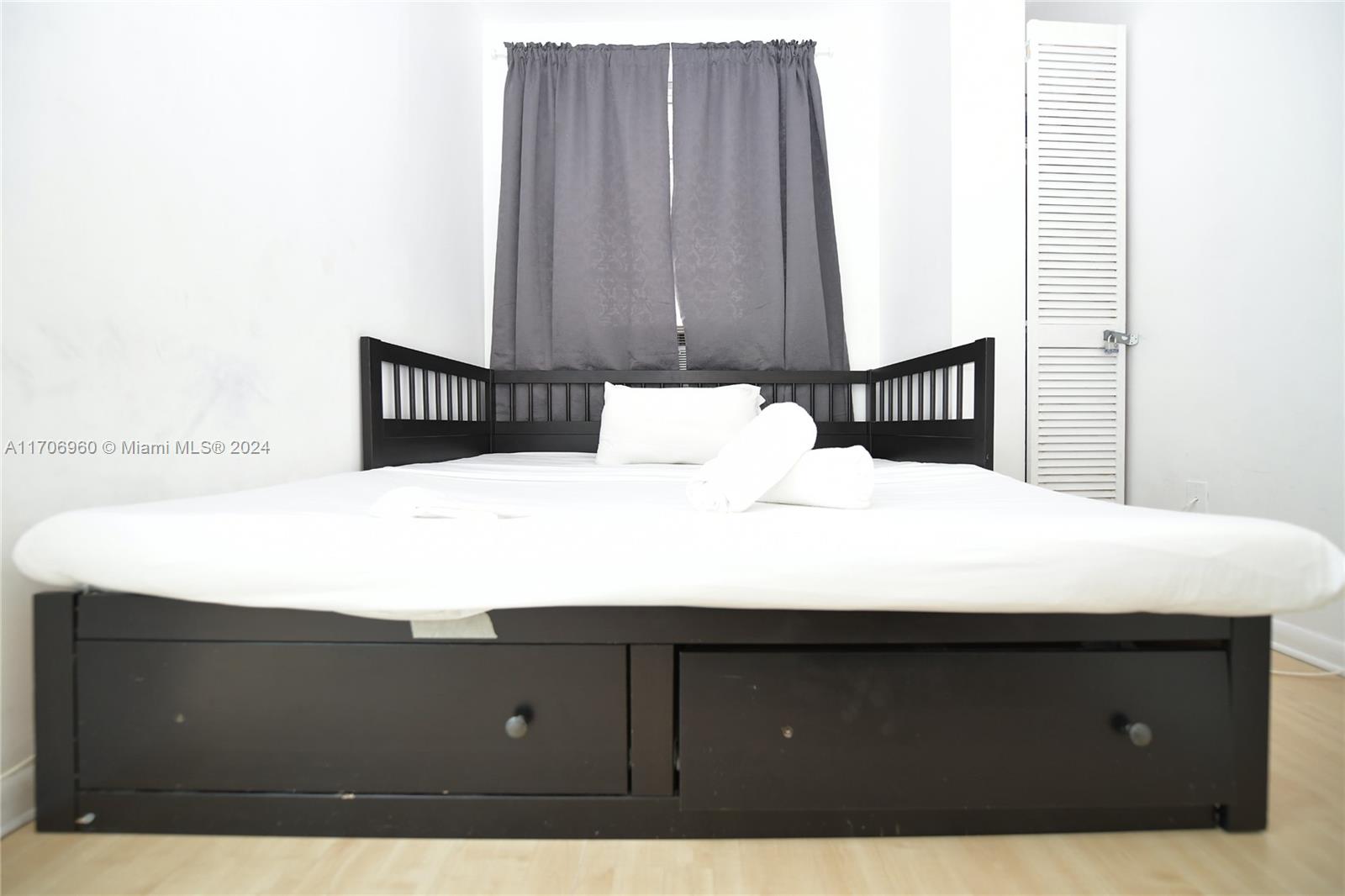 THE EMPIRE CONDO - Residential