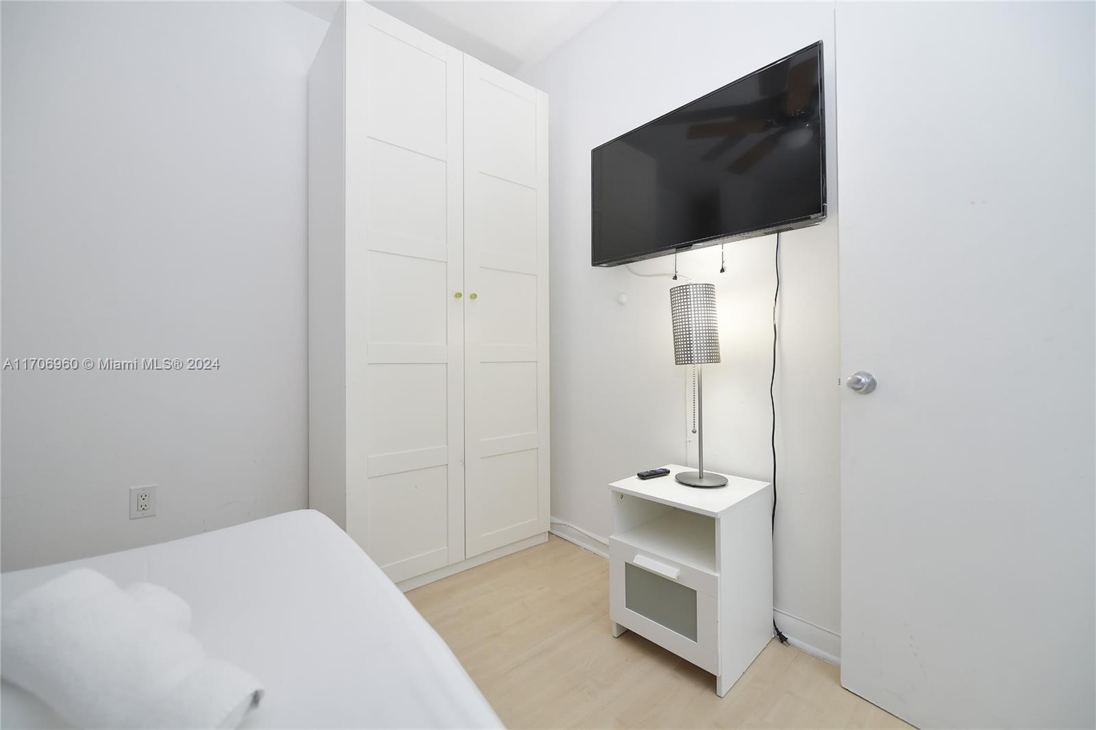 THE EMPIRE CONDO - Residential
