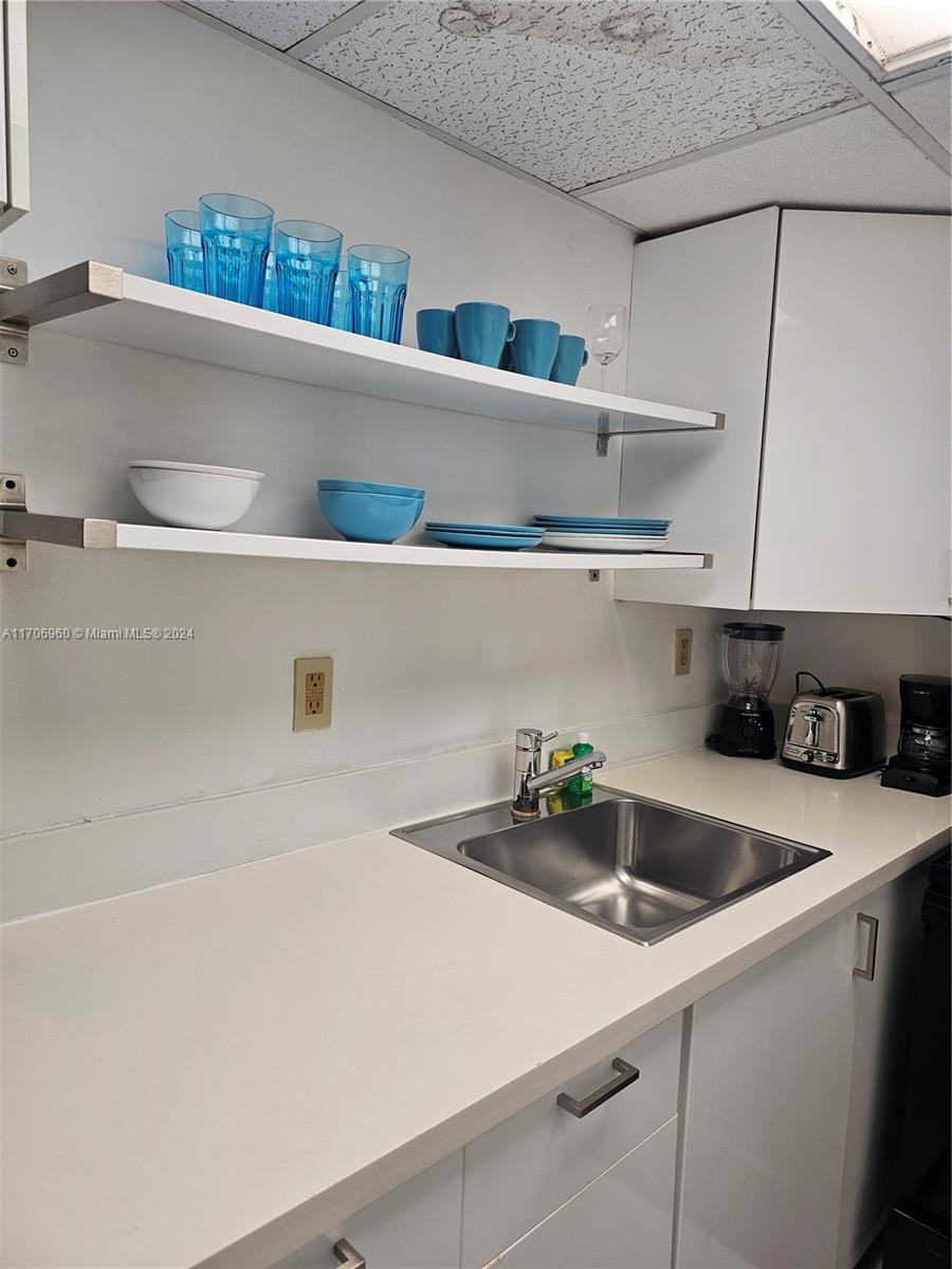 THE EMPIRE CONDO - Residential