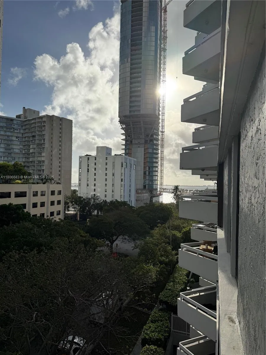 Miami, Florida 33129, United States, 2 Bedrooms Bedrooms, ,2 BathroomsBathrooms,Residential,Active,134167