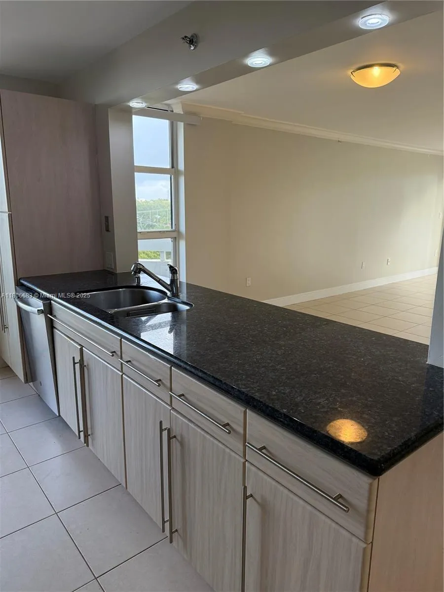 Miami, Florida 33129, United States, 2 Bedrooms Bedrooms, ,2 BathroomsBathrooms,Residential,Active,134167