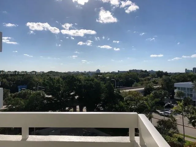 Miami, Florida 33129, United States, 2 Bedrooms Bedrooms, ,2 BathroomsBathrooms,Residential,Active,134167