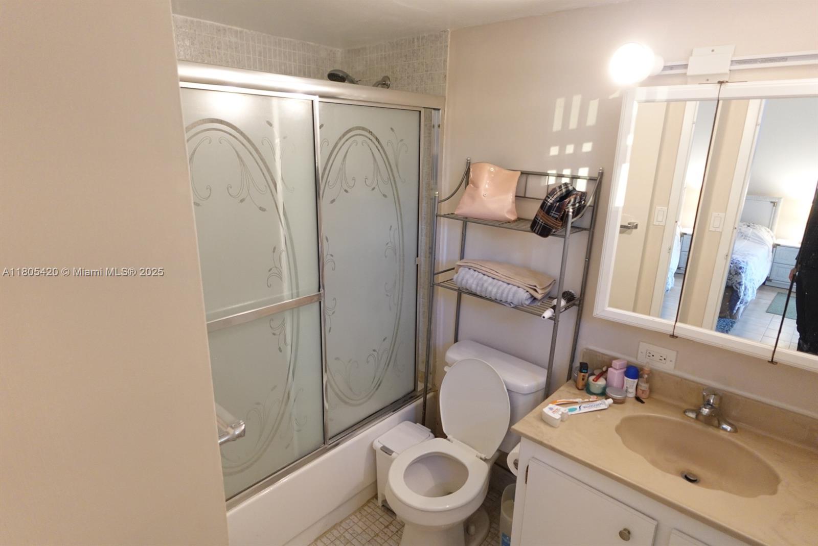 PLAZA OF AMERICAS CONDO P - Residential