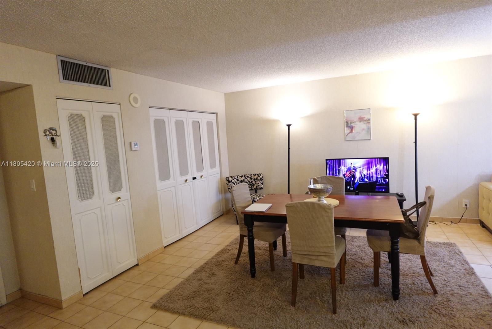 PLAZA OF AMERICAS CONDO P - Residential