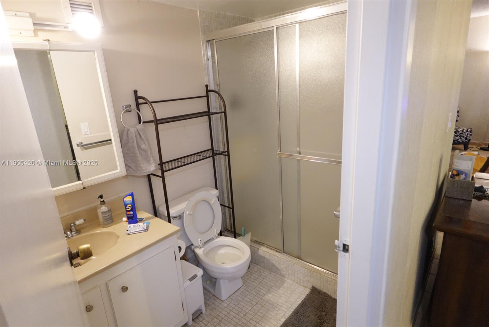 PLAZA OF AMERICAS CONDO P - Residential