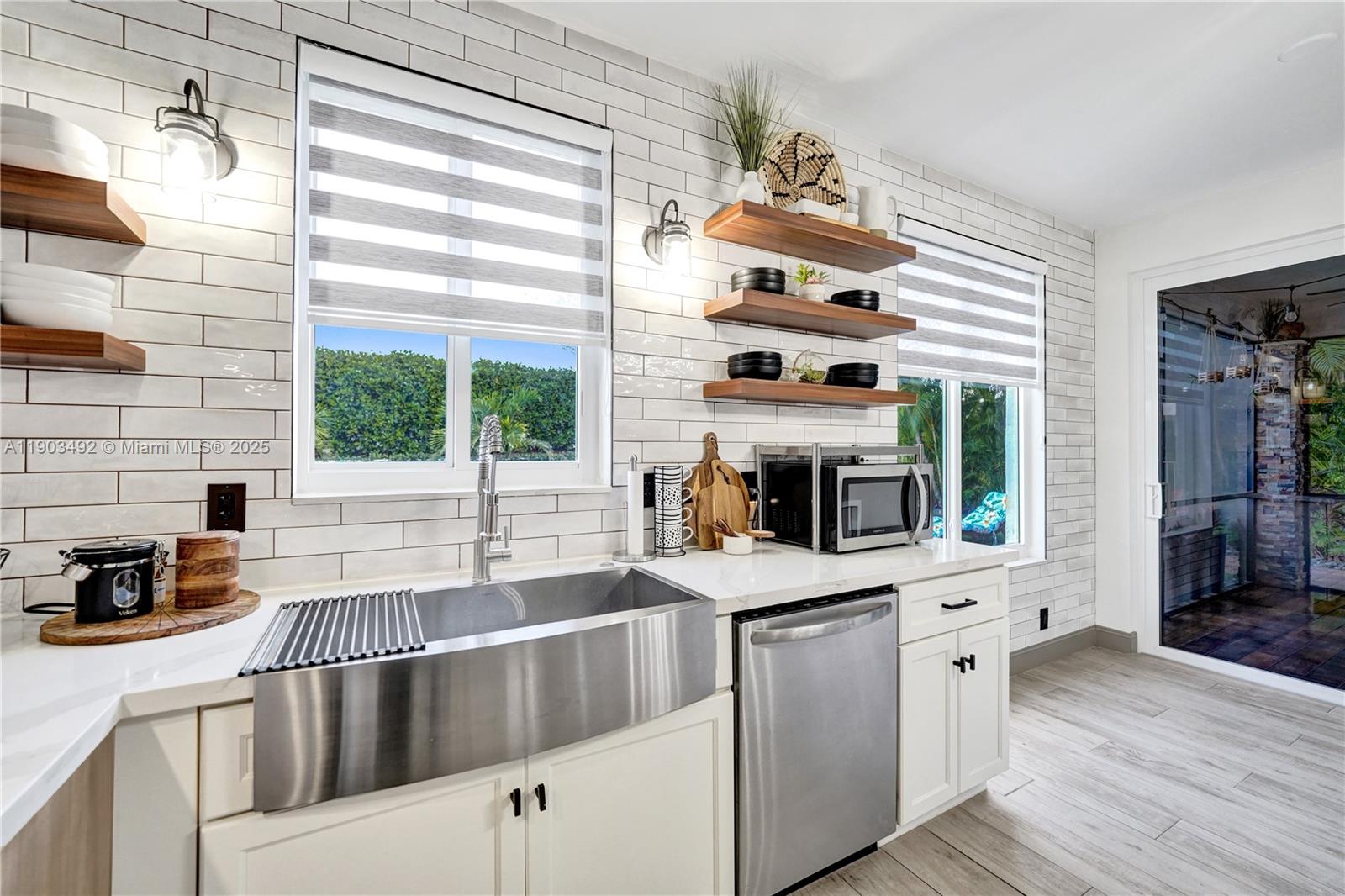 MAYFAIR AT PARKLAND - Residential