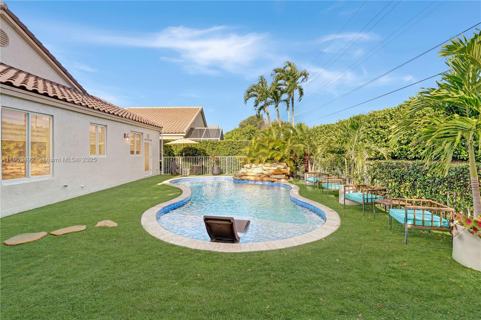 MAYFAIR AT PARKLAND - Residential