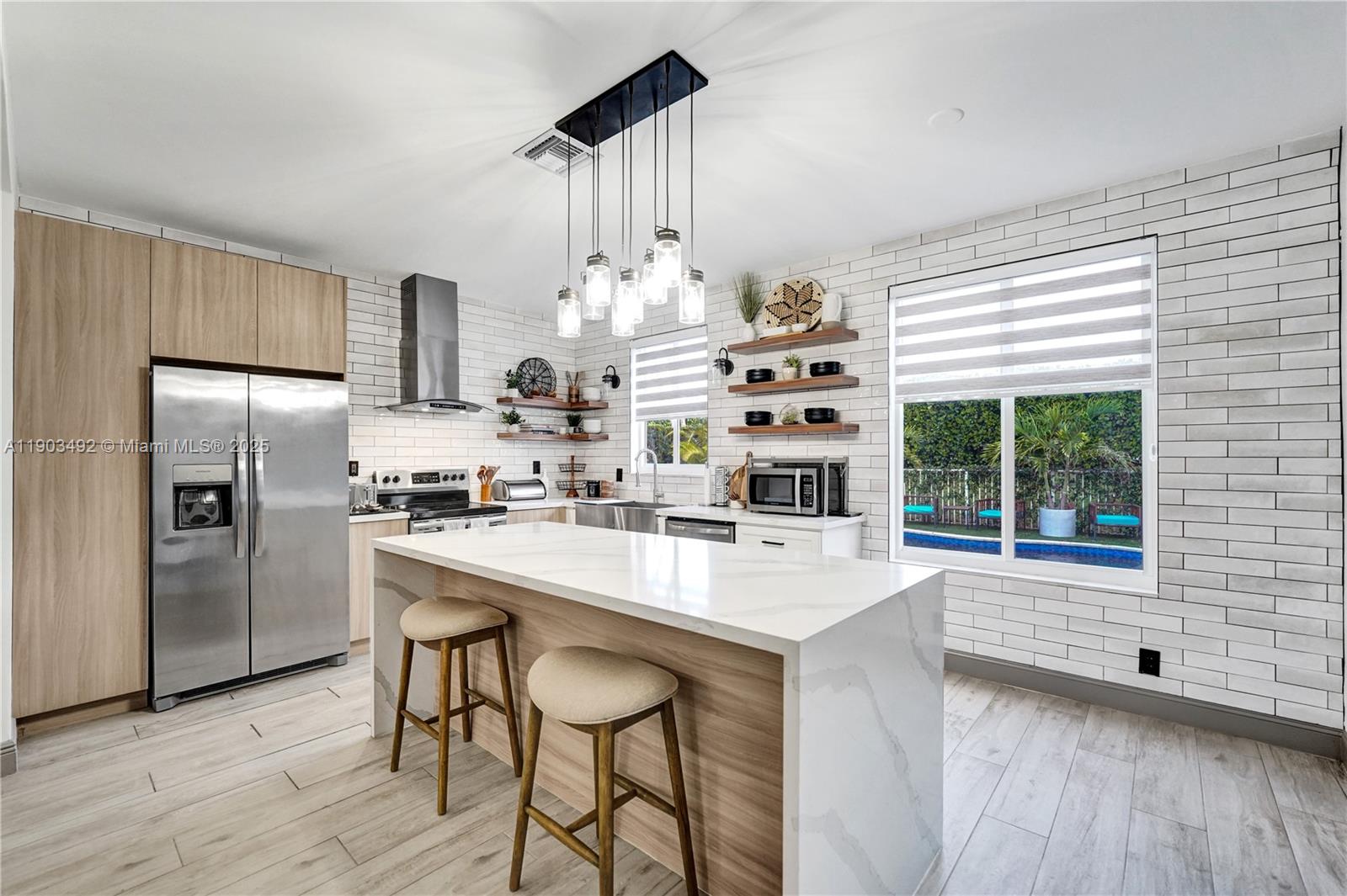 MAYFAIR AT PARKLAND - Residential