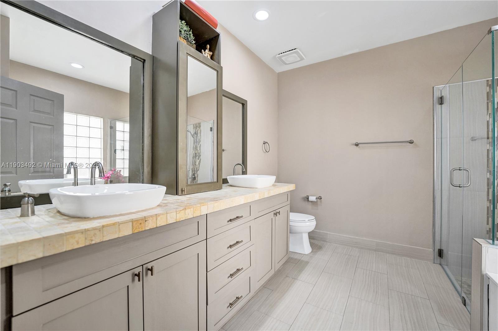 MAYFAIR AT PARKLAND - Residential