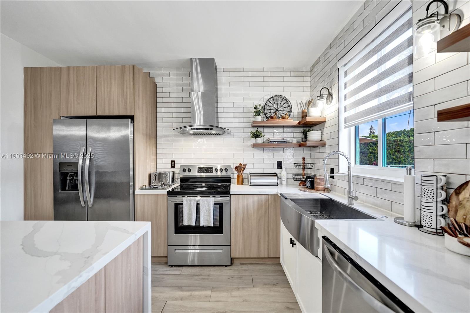 MAYFAIR AT PARKLAND - Residential