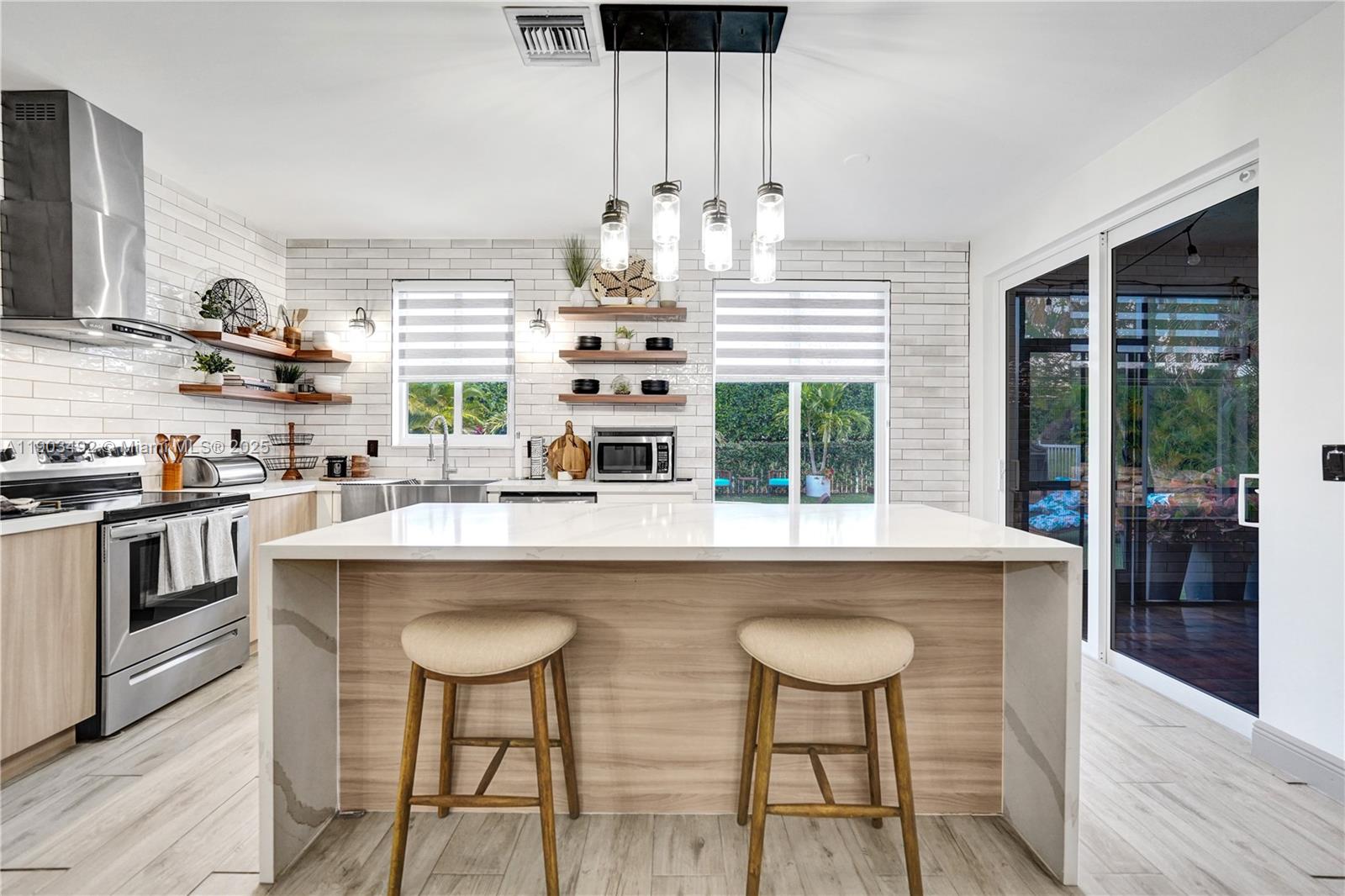 MAYFAIR AT PARKLAND - Residential