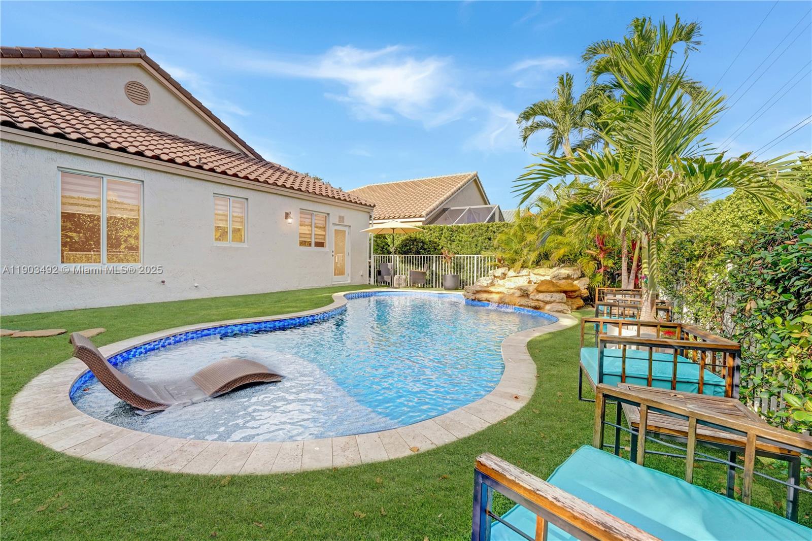 MAYFAIR AT PARKLAND - Residential