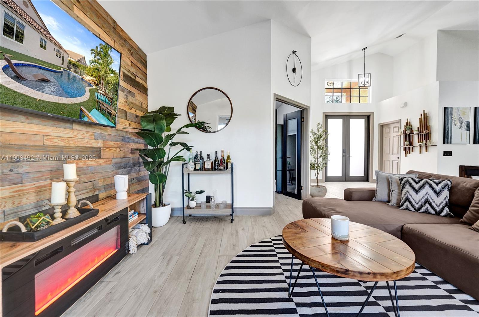 MAYFAIR AT PARKLAND - Residential