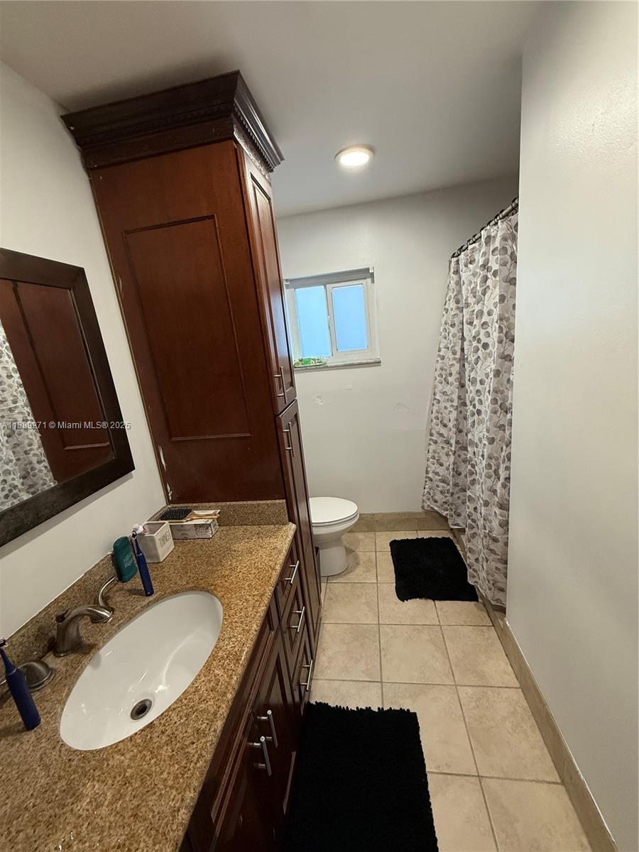 MEADOW WOOD MANOR #4 - Residential