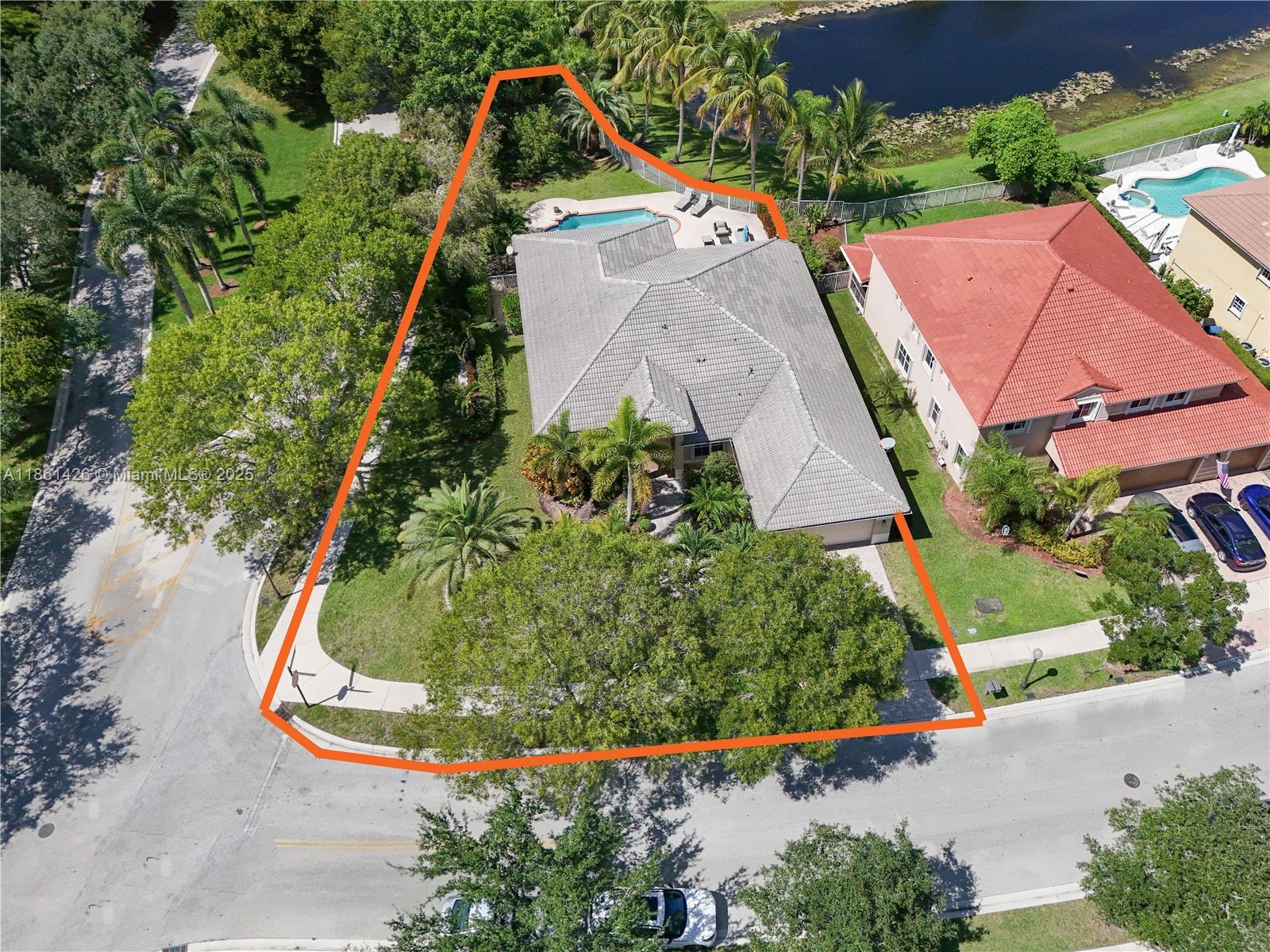 SAVANNA-WESTON - Residential