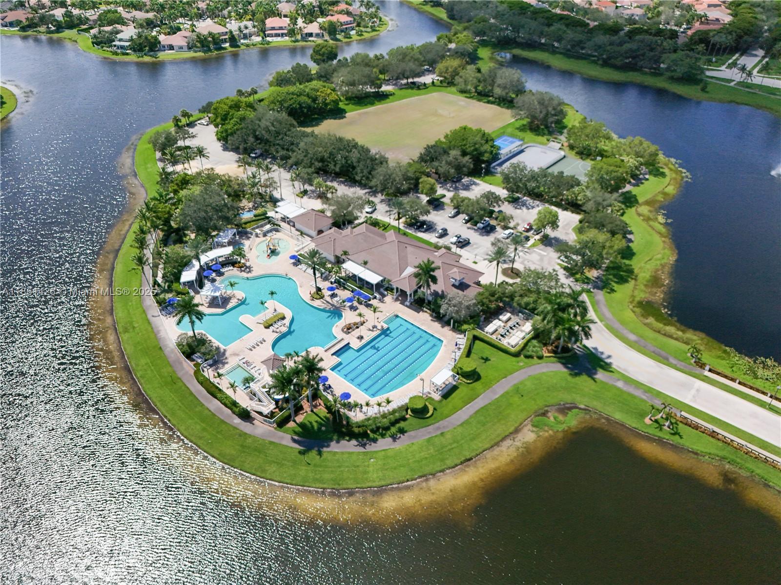 SAVANNA-WESTON - Residential