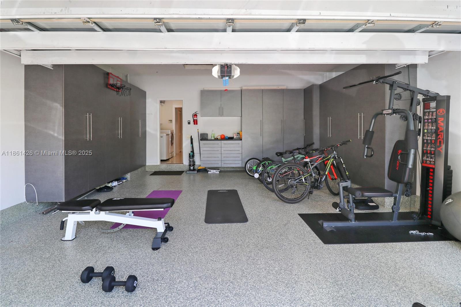 SAVANNA-WESTON - Residential