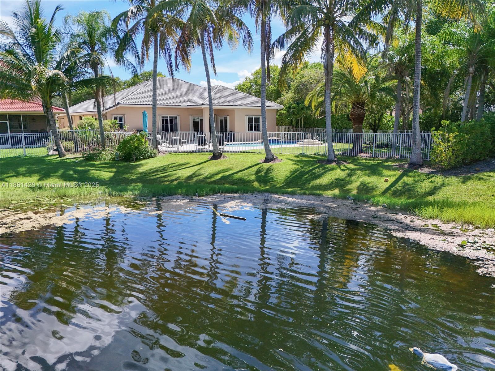 SAVANNA-WESTON - Residential