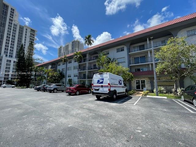 GRANDA DADELAND CONDO - Residential
