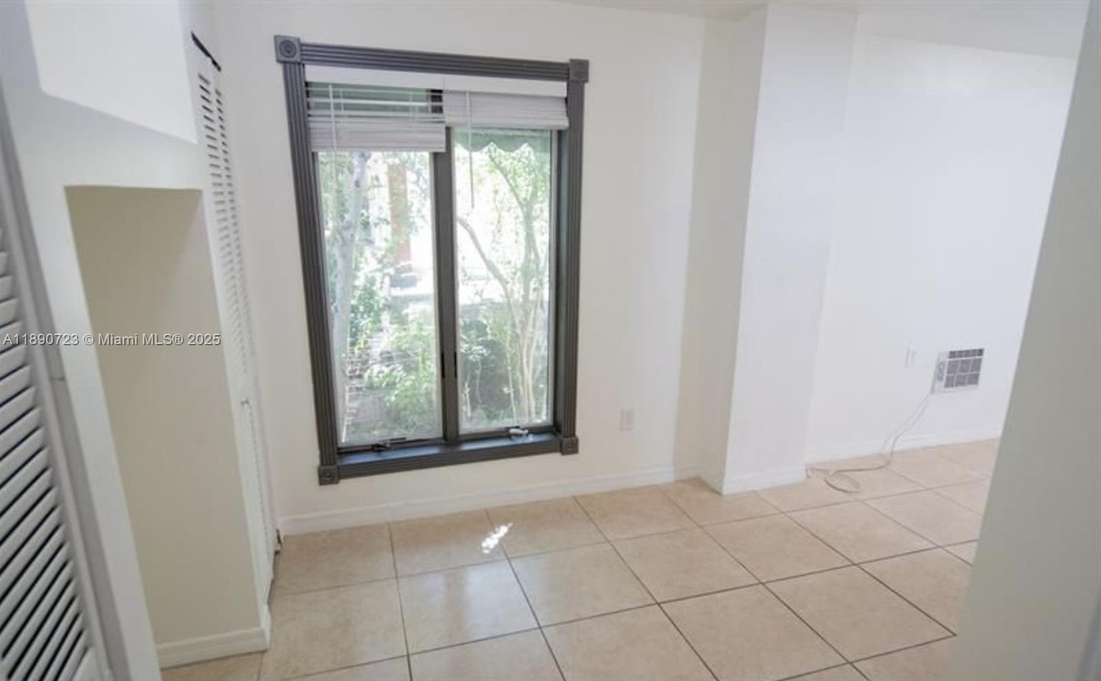 AMD PLAT OF SUNSET LAKE S - Residential