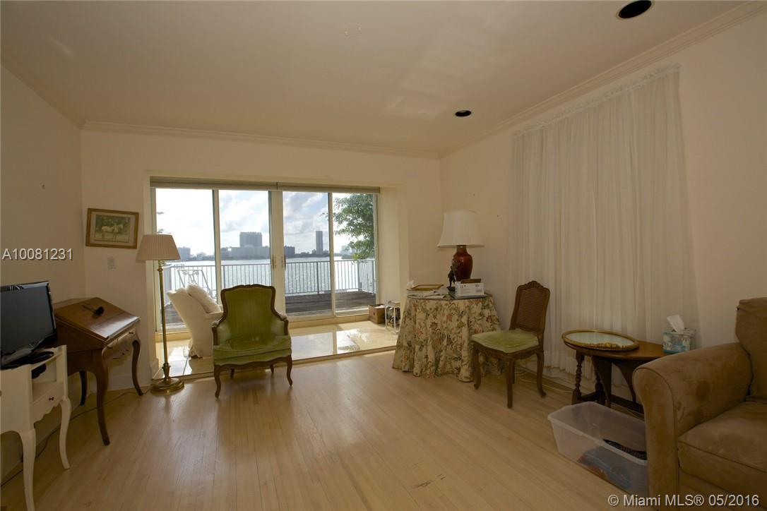 Di Lido Island - Residential