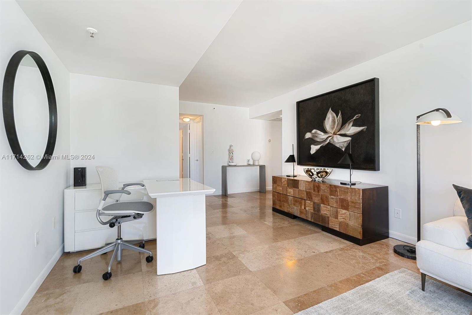 BAYVIEW PLAZA CONDO - Residential