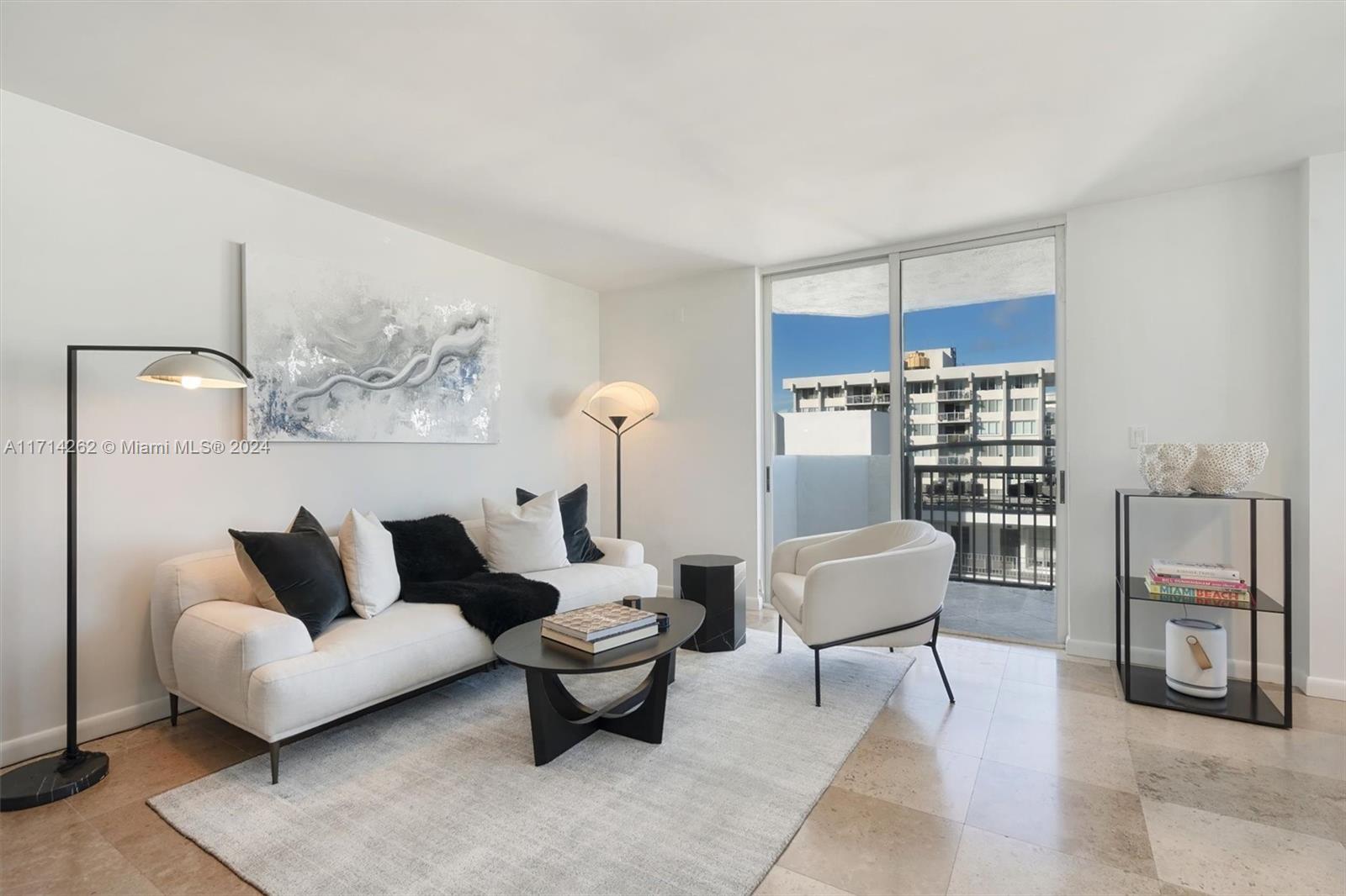 BAYVIEW PLAZA CONDO - Residential