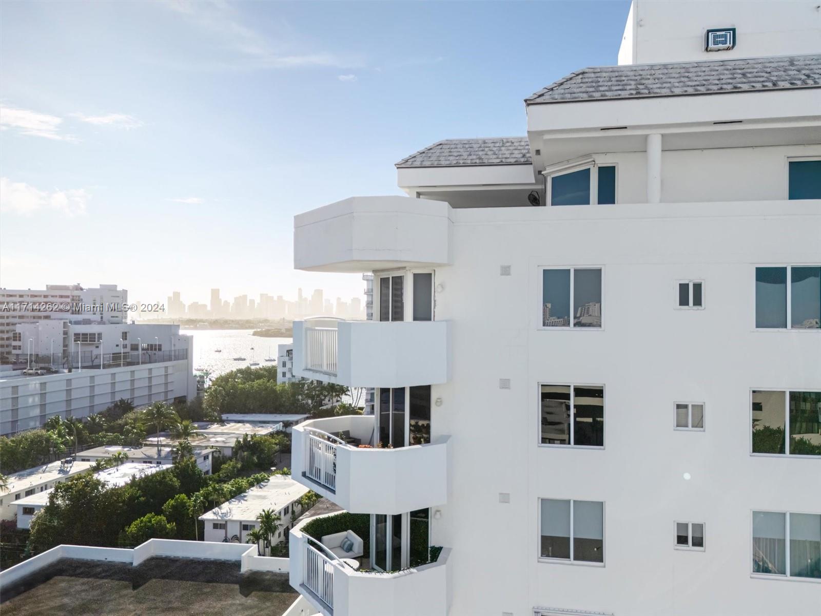 BAYVIEW PLAZA CONDO - Residential