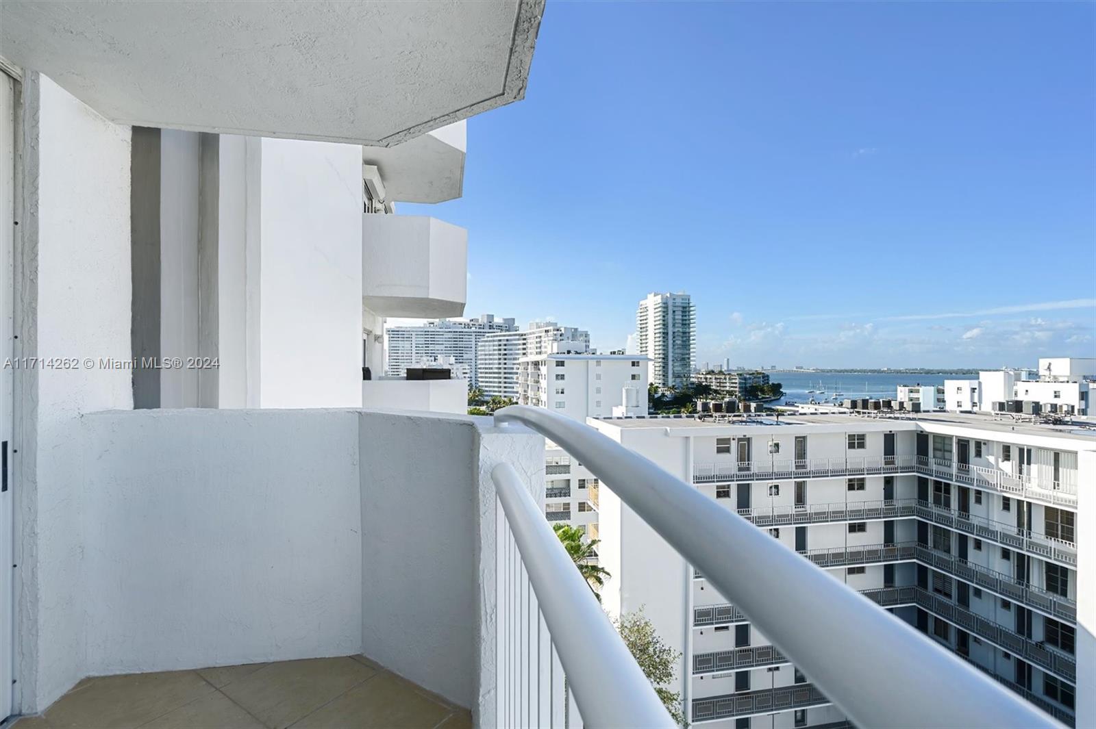 BAYVIEW PLAZA CONDO - Residential