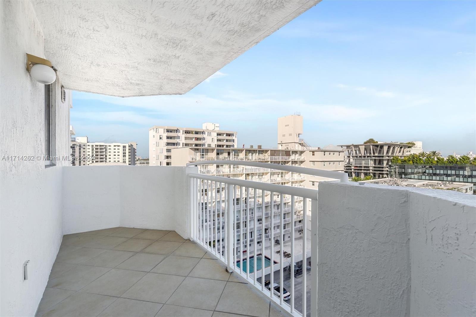 BAYVIEW PLAZA CONDO - Residential