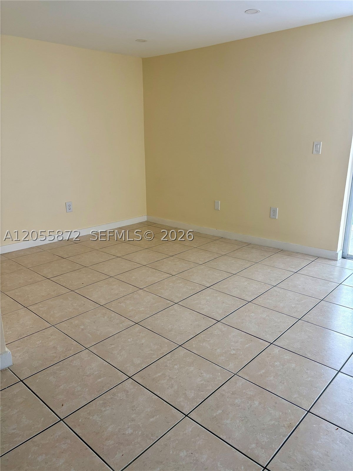 5050 NW 7th St 309